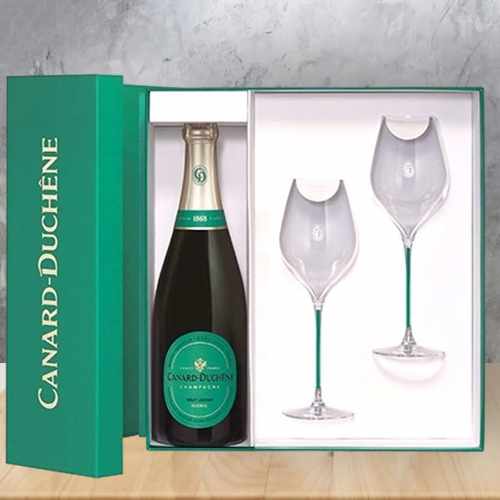 Champagne Gift Set With Flutes